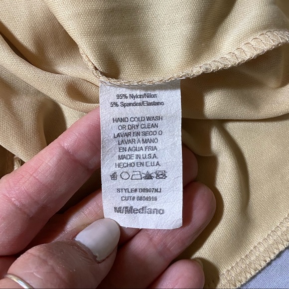 Strapless Lace Dress - Picture 9 of 9